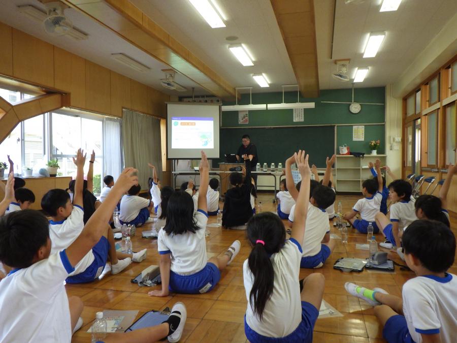 西豊田小学校2