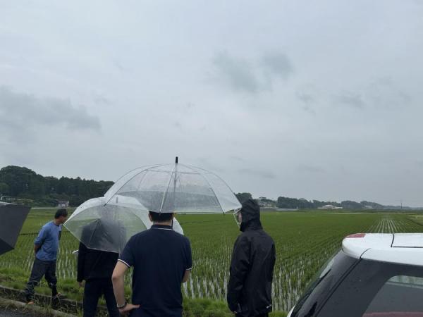 写真1　圃場巡回の様子