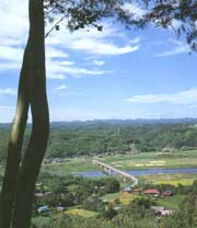 青少年旅行村より那珂川を望む